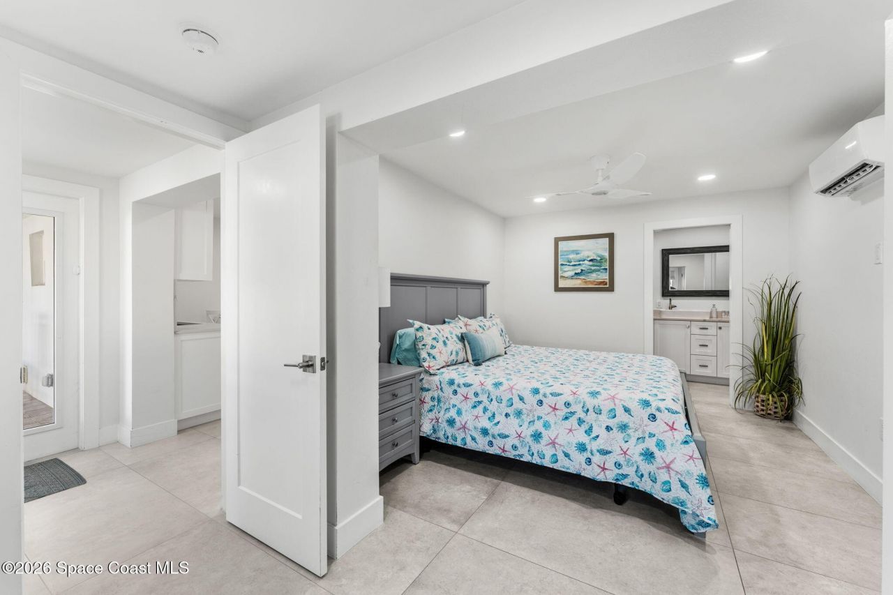 755 S Atlantic Avenue, Cocoa Beach, FL 32931 Photo