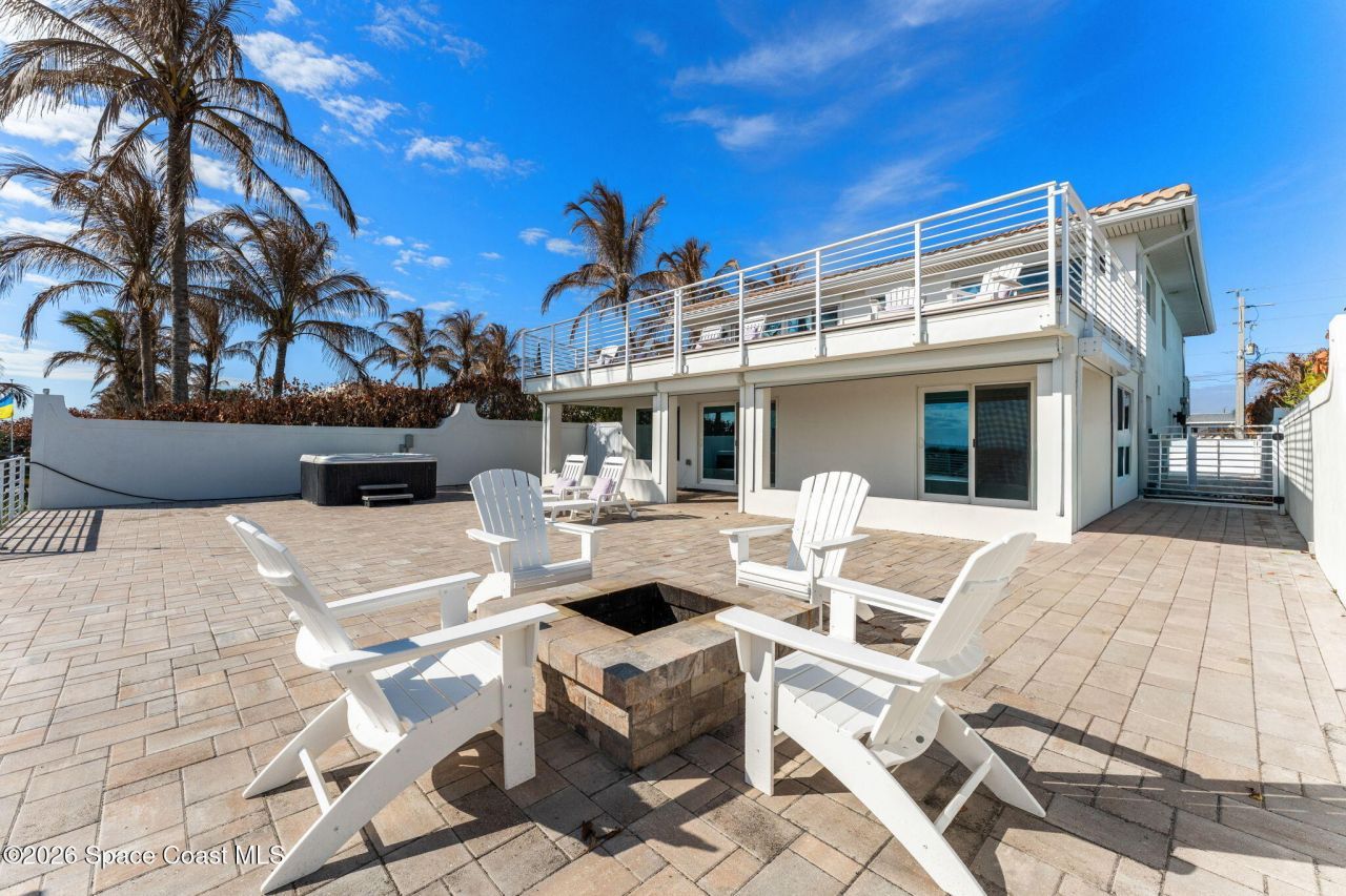 755 S Atlantic Avenue, Cocoa Beach, FL 32931 Photo