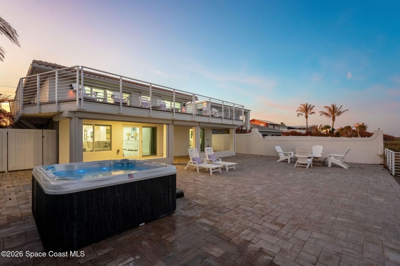 755 S Atlantic Avenue, Cocoa Beach, FL 32931 Photo