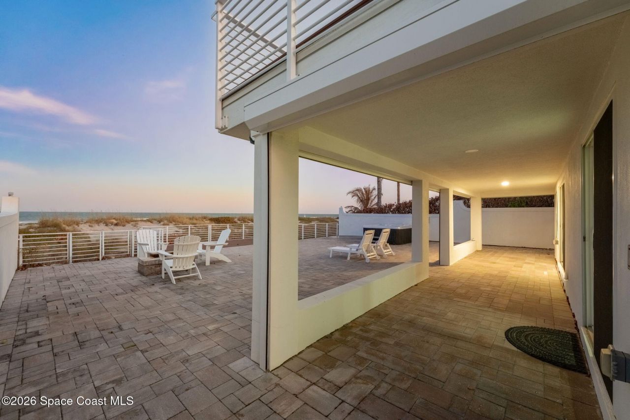 755 S Atlantic Avenue, Cocoa Beach, FL 32931 Photo