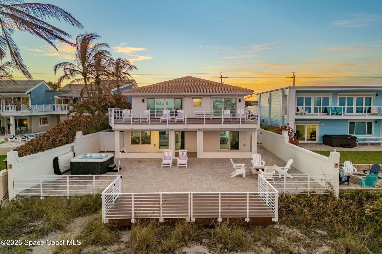 755 S Atlantic Avenue, Cocoa Beach, FL 32931 Photo