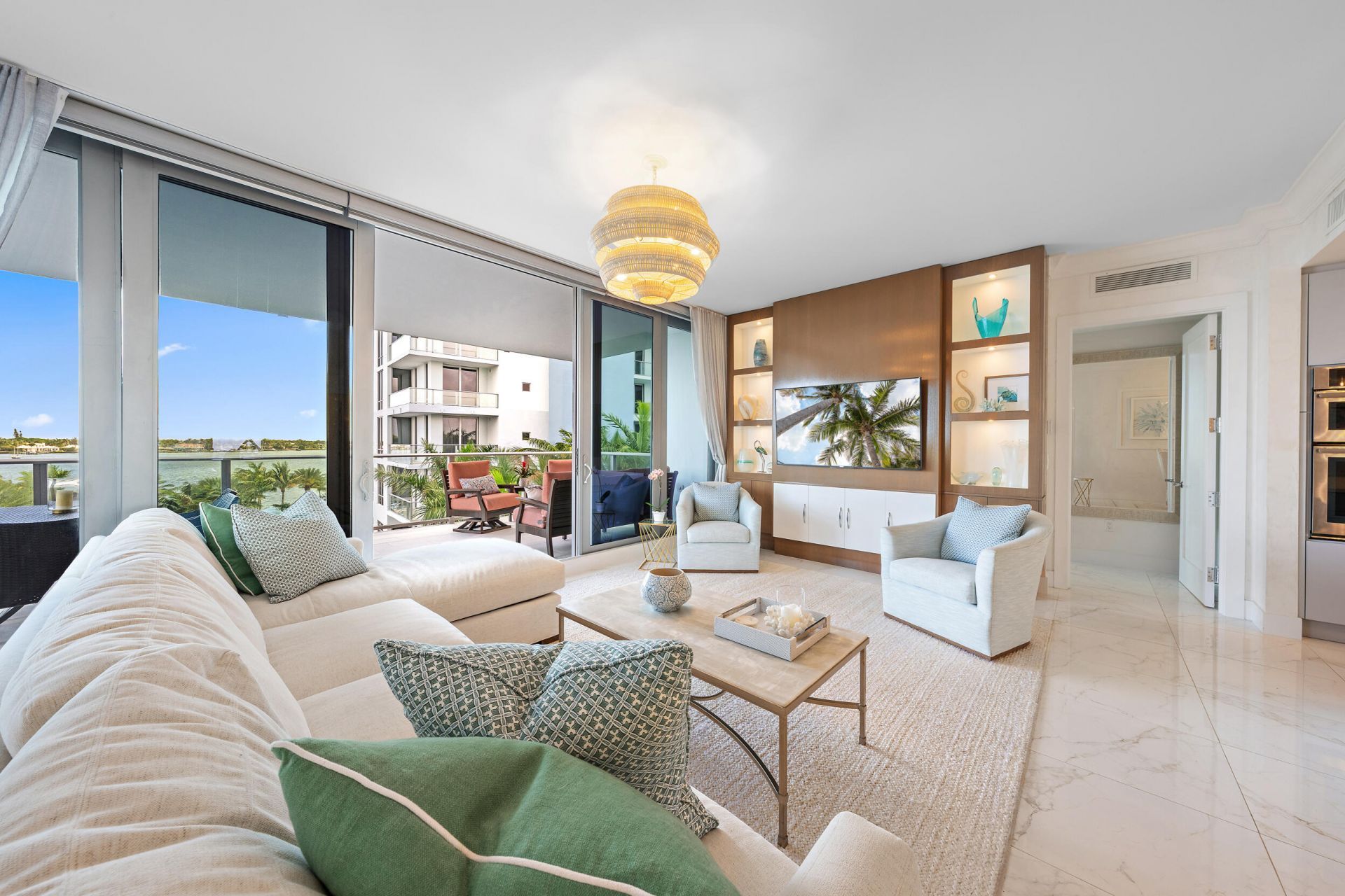 1 Water Club Way, Unit 504, North Palm Beach, FL 33408 Photo