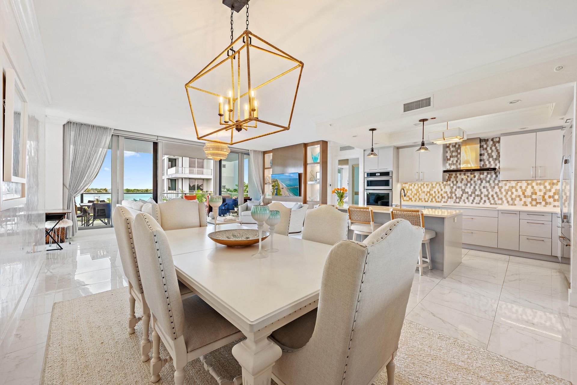 1 Water Club Way, Unit 504, North Palm Beach, FL 33408 Photo