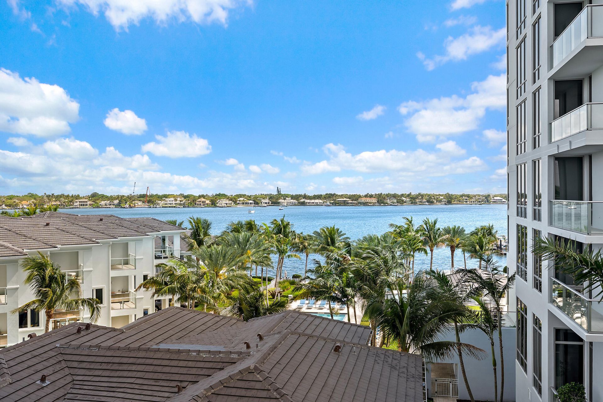 1 Water Club Way, Unit 504, North Palm Beach, FL 33408 Photo