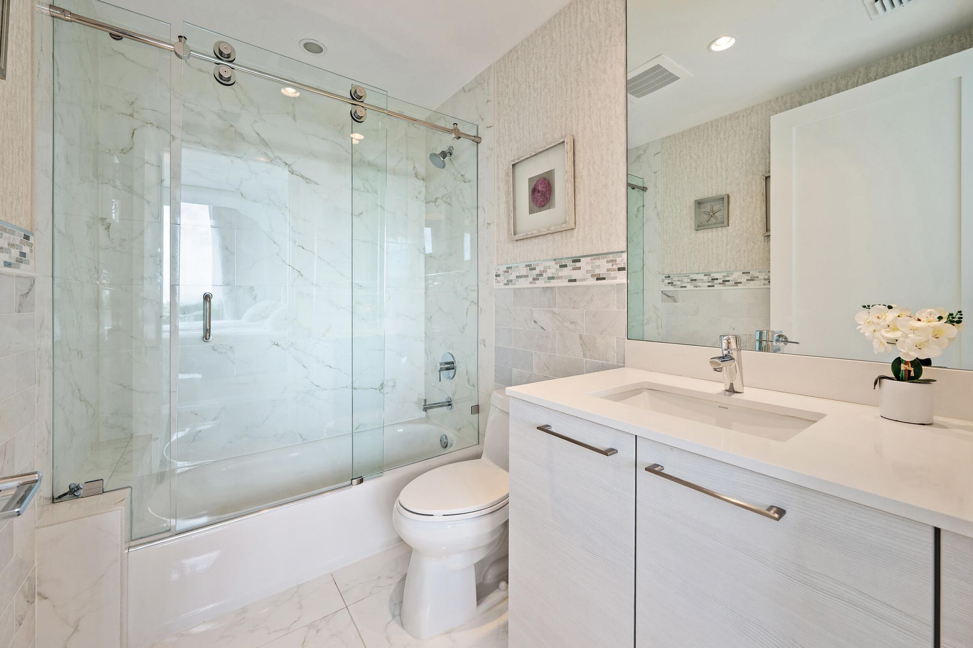 1 Water Club Way, Unit 504, North Palm Beach, FL 33408 Photo