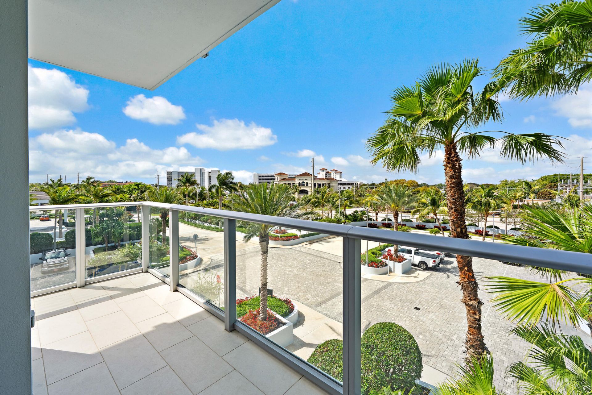 1 Water Club Way, Unit 504, North Palm Beach, FL 33408 Photo