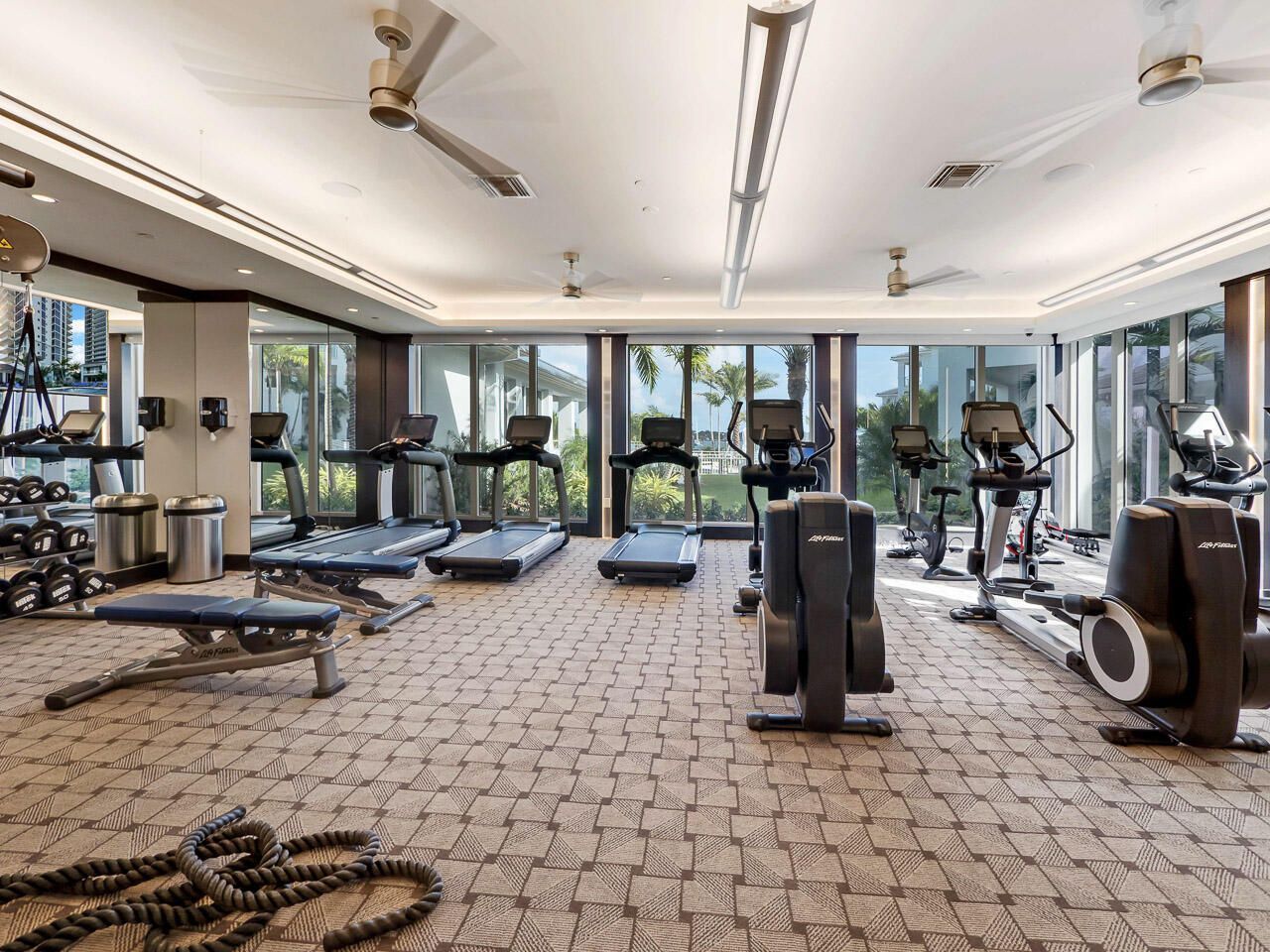 1 Water Club Way, Unit 504, North Palm Beach, FL 33408 Photo