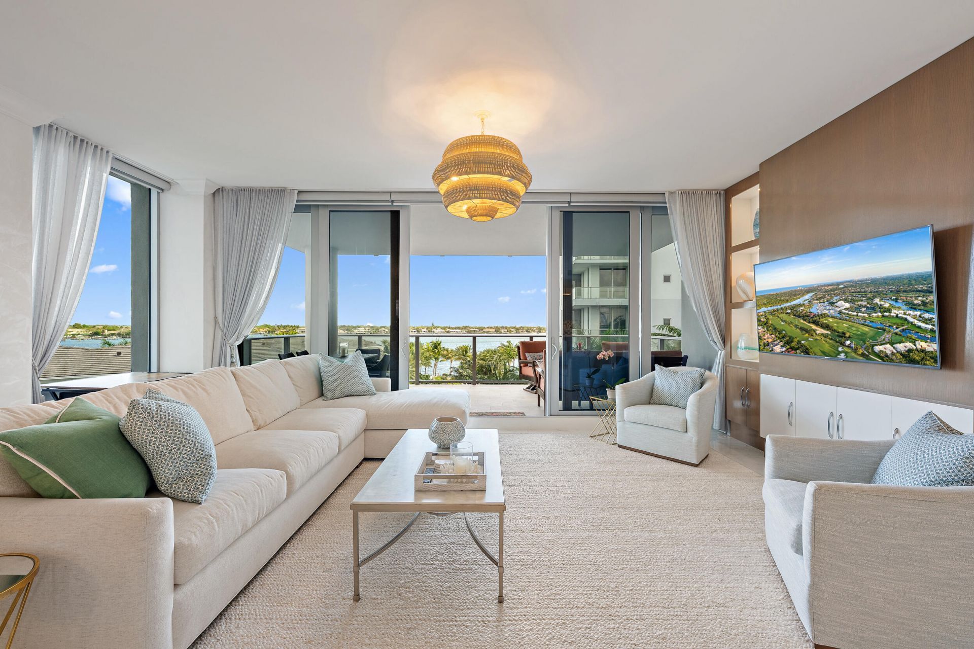 1 Water Club Way, Unit 504, North Palm Beach, FL 33408 Photo