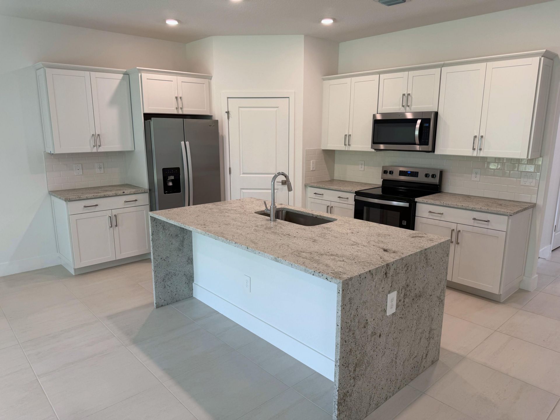 6570 SE Park Trace Drive, Stuart, FL 34997 Photo