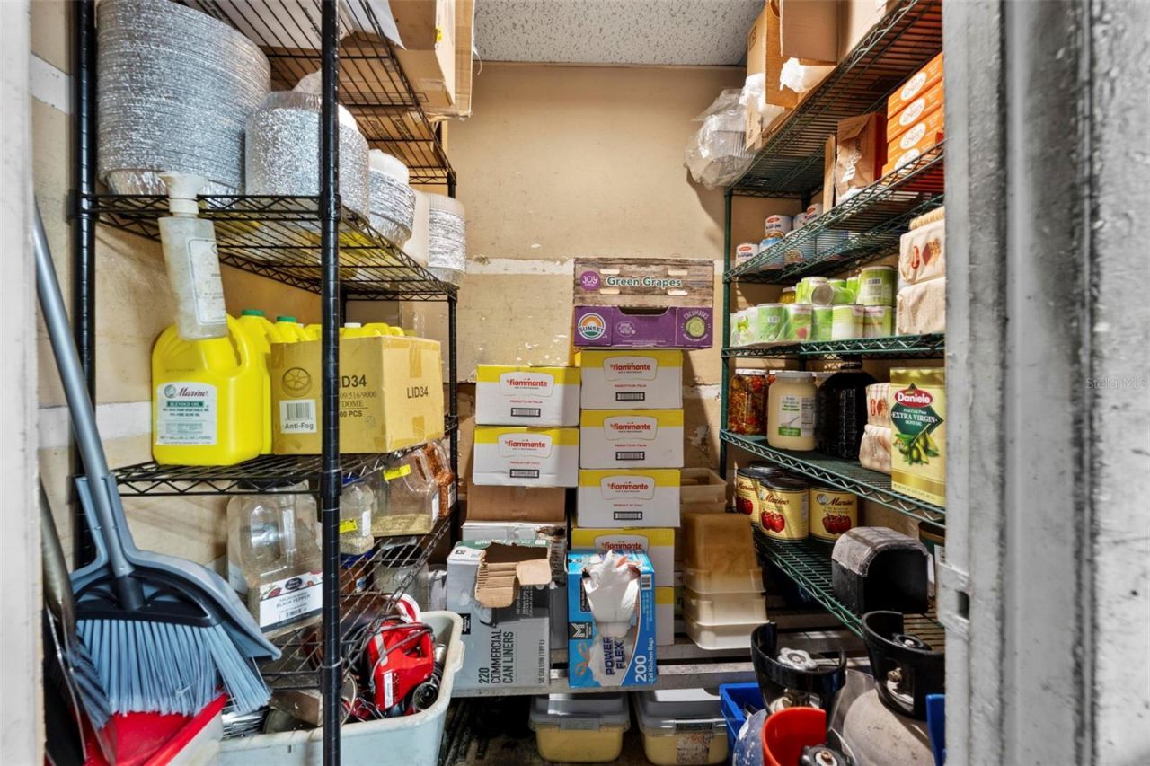 7390 Shoal Line Boulevard , Weeki Wachee, FL 34607 Photo