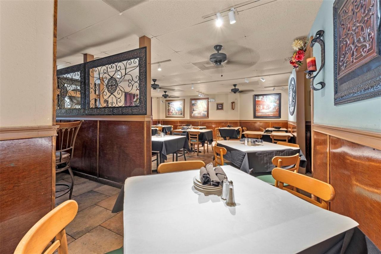 7390 Shoal Line Boulevard , Weeki Wachee, FL 34607 Photo