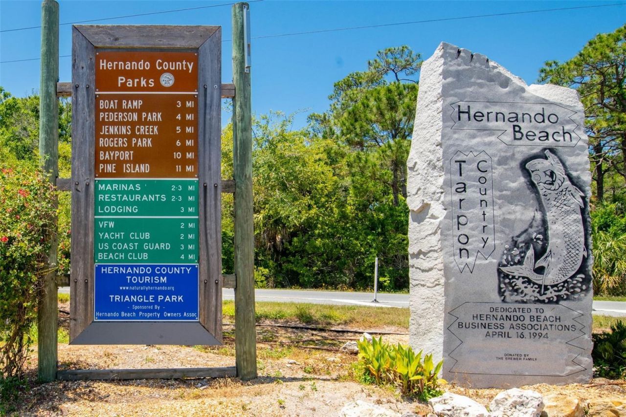 7390 Shoal Line Boulevard , Weeki Wachee, FL 34607 Photo