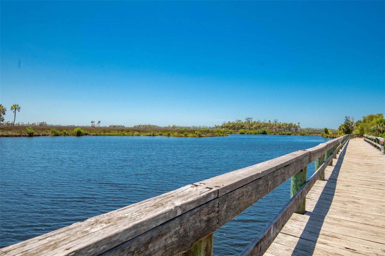 7390 Shoal Line Boulevard , Weeki Wachee, FL 34607 Photo