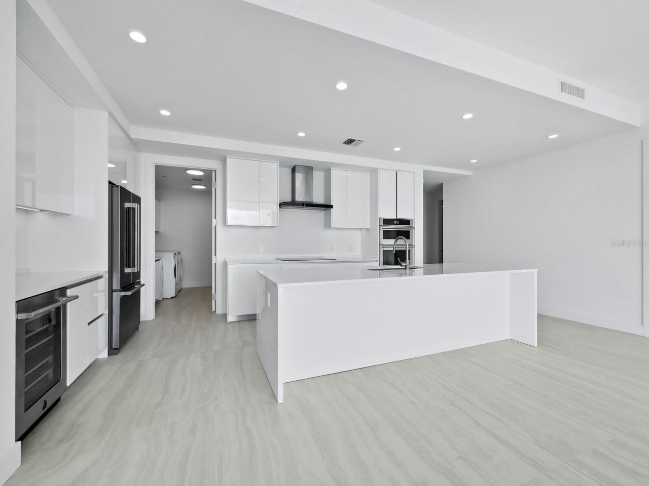 301 Quay Commons , Unit 1409, Sarasota, FL 34236 Photo