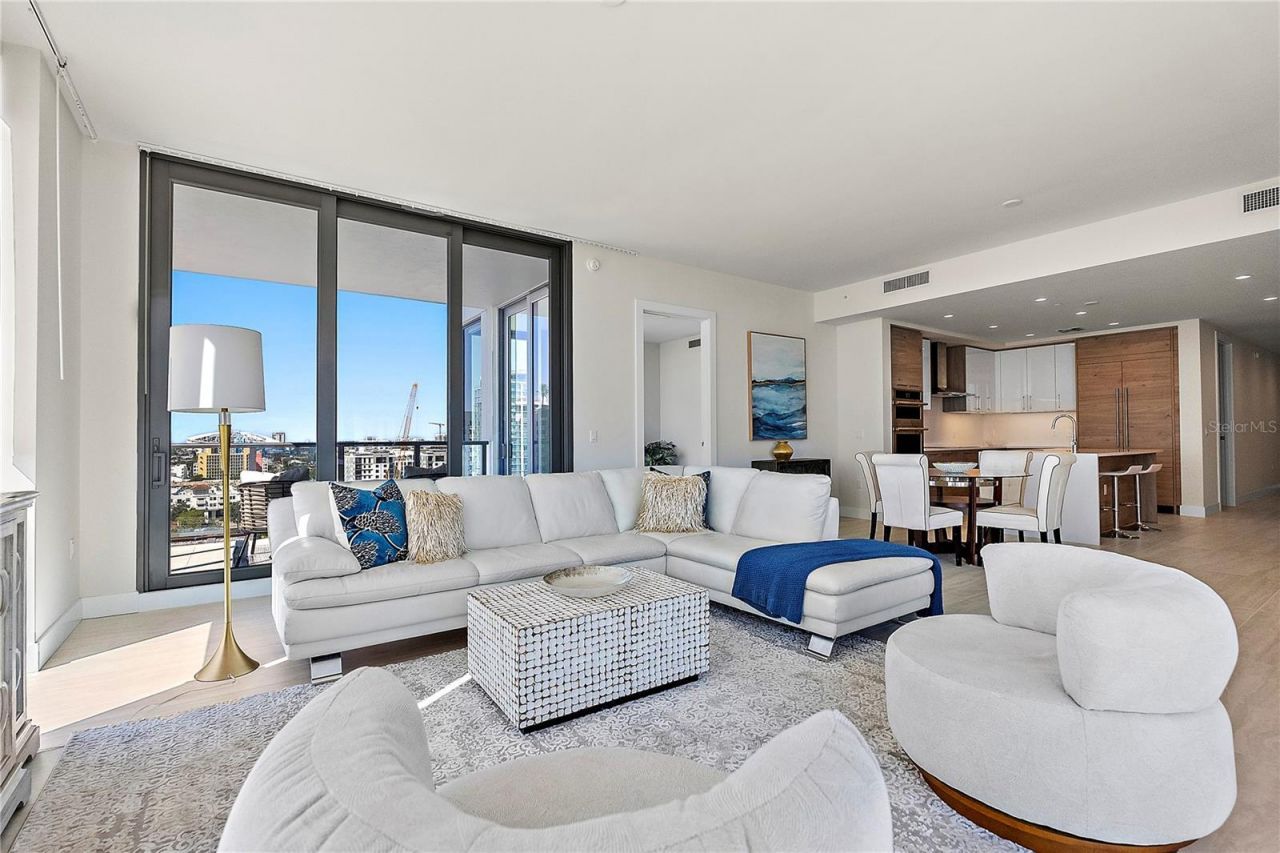 301 1st Street S, Unit 1607, Saint Petersburg, FL 33701 Photo