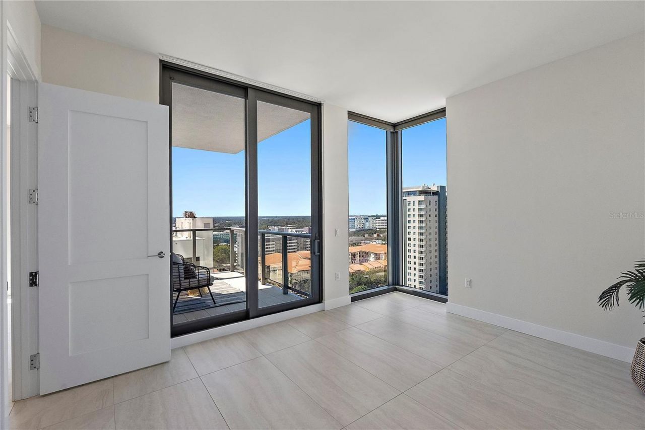 301 1st Street S, Unit 1607, Saint Petersburg, FL 33701 Photo