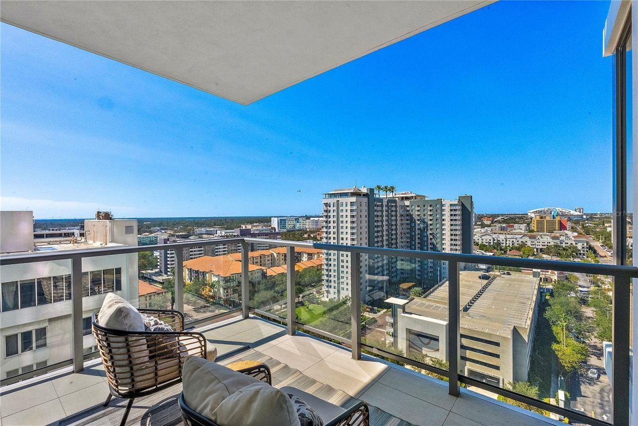 301 1st Street S, Unit 1607, Saint Petersburg, FL 33701 Photo