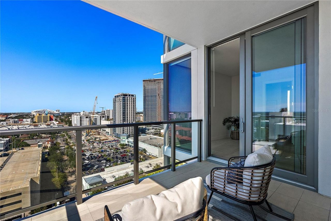 301 1st Street S, Unit 1607, Saint Petersburg, FL 33701 Photo