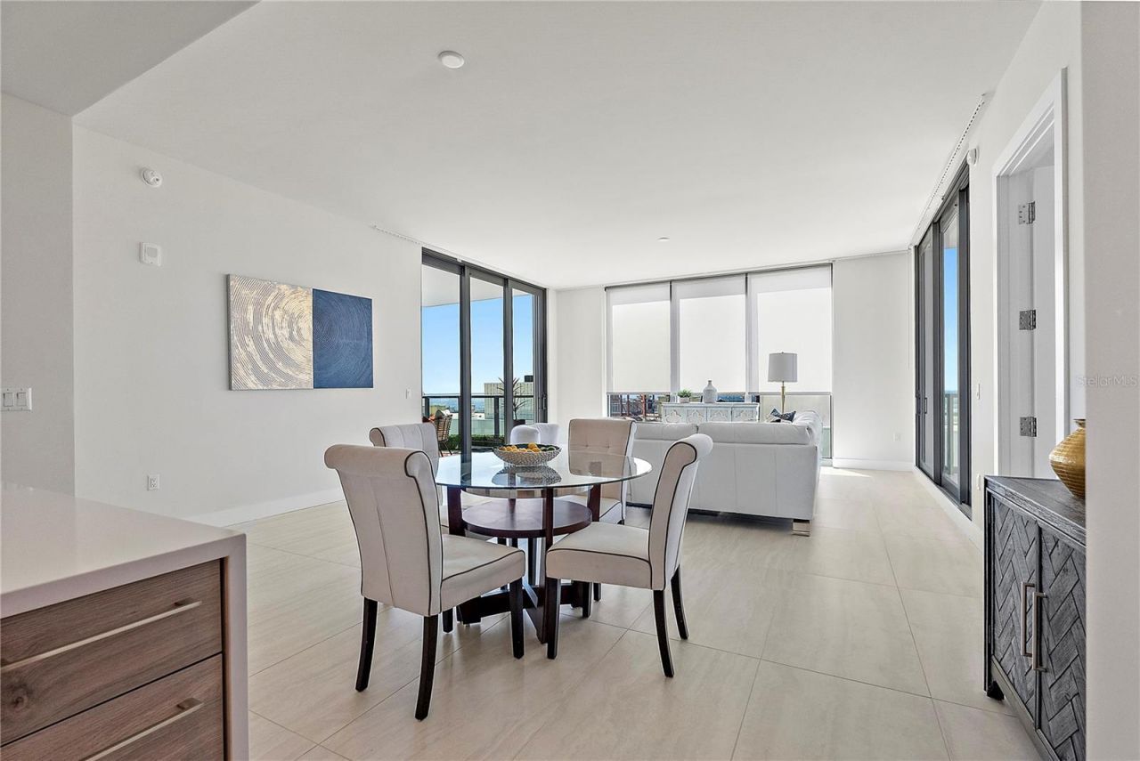 301 1st Street S, Unit 1607, Saint Petersburg, FL 33701 Photo