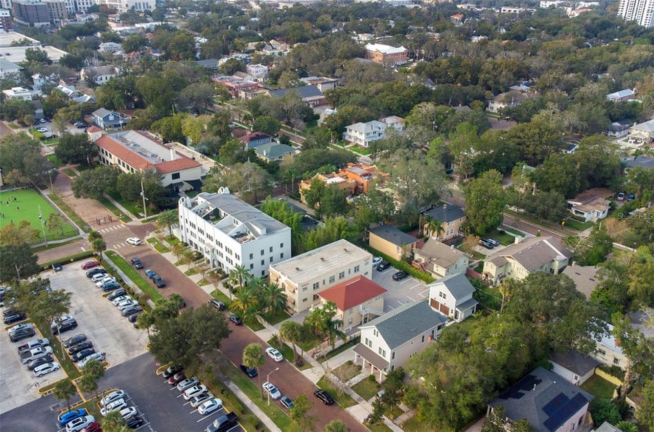 613 E Ridgewood Street , Unit 8, Orlando, FL 32803 Photo