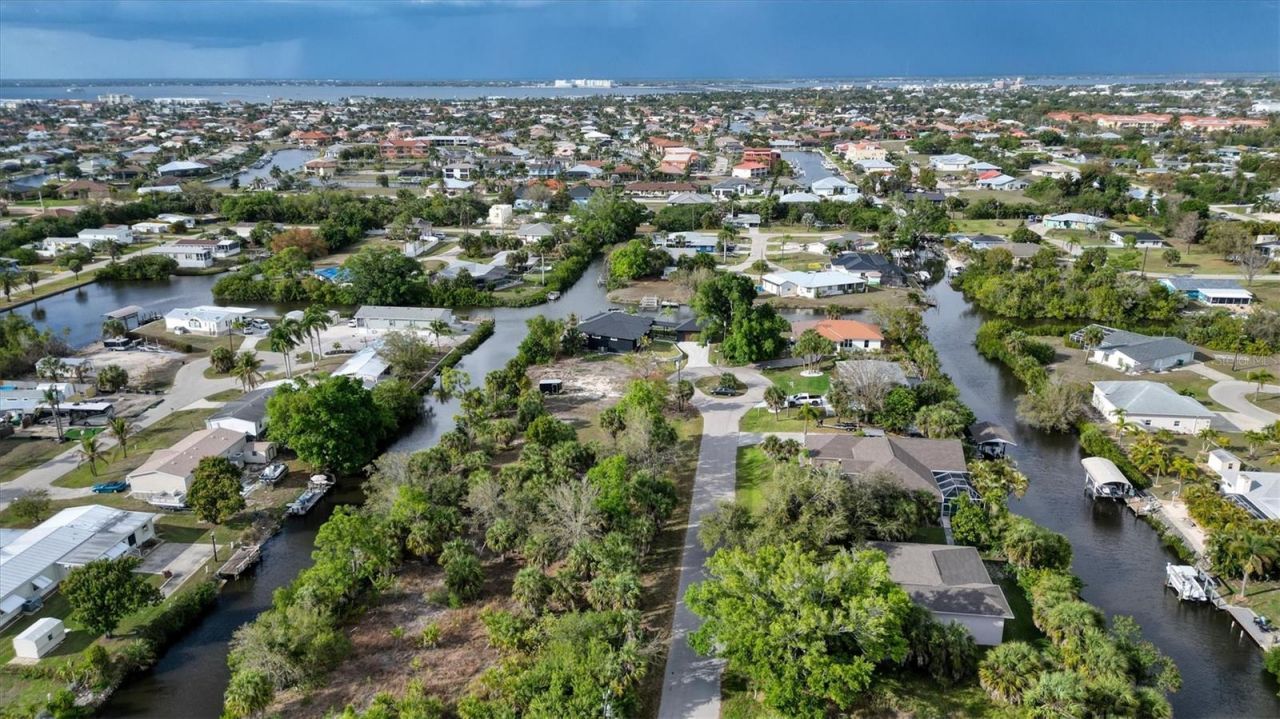 3015 Banyan Way, Punta Gorda, FL 33950 Photo