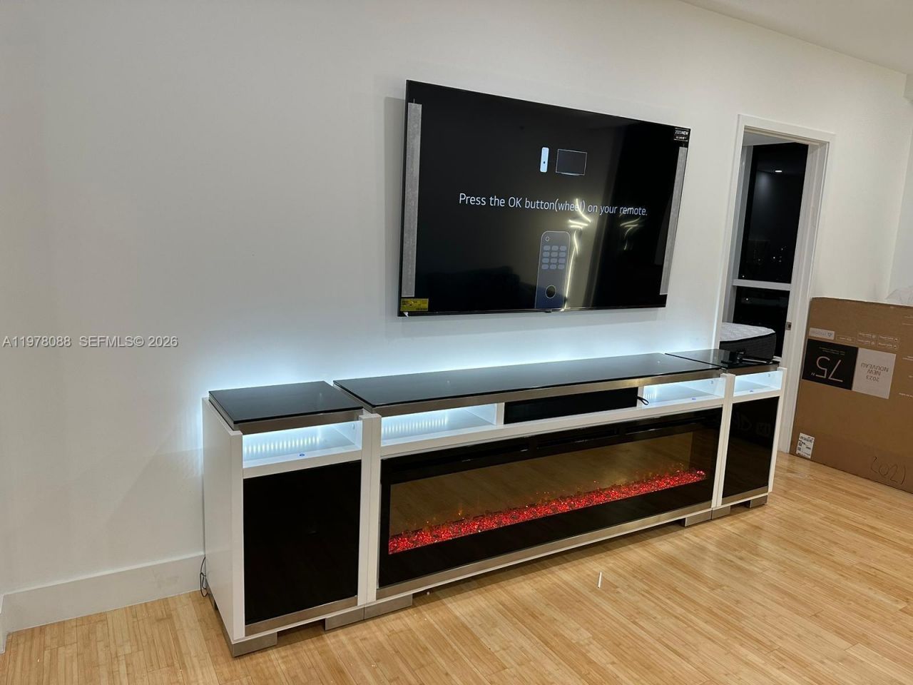 18201 Collins Ave, Unit 1202, Sunny Isles Beach, FL 33160 Photo