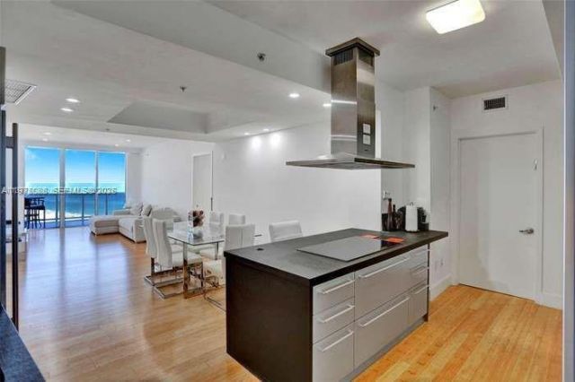 18201 Collins Ave, Unit 1202, Sunny Isles Beach, FL 33160 Photo