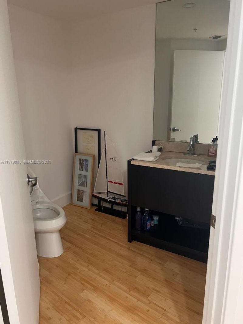 18201 Collins Ave, Unit 1202, Sunny Isles Beach, FL 33160 Photo