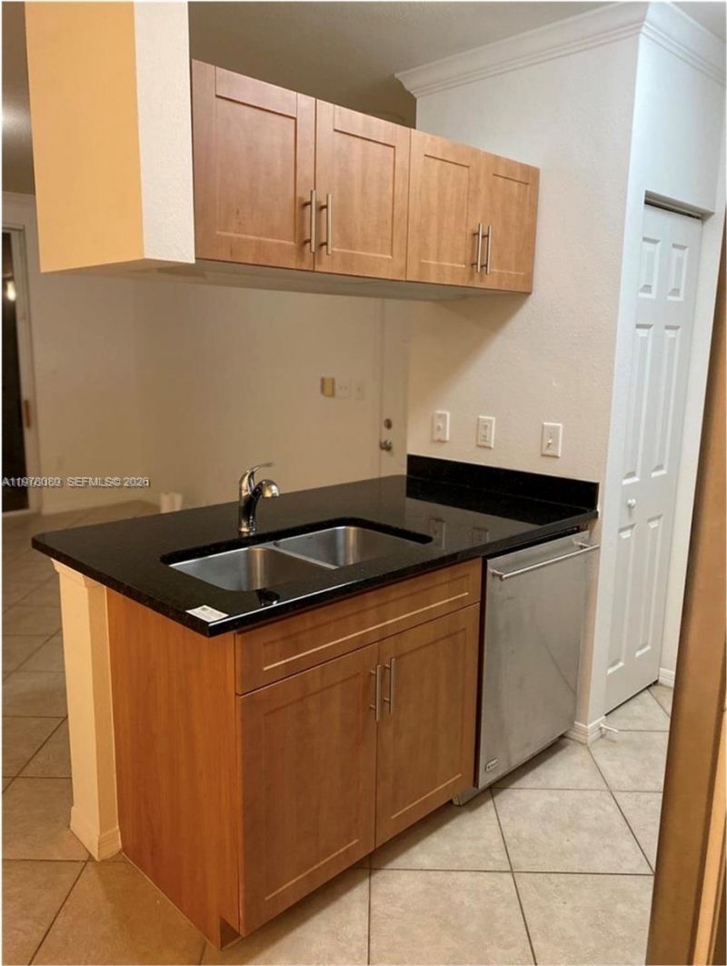 6386 Emerald Dunes Dr , Unit 102, West Palm Beach, FL 33411 Photo