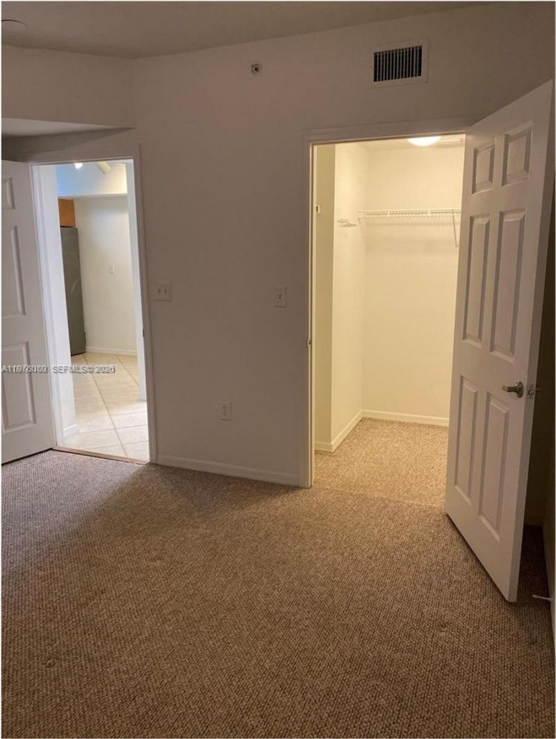 6386 Emerald Dunes Dr , Unit 102, West Palm Beach, FL 33411 Photo