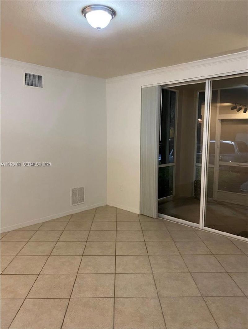 6386 Emerald Dunes Dr , Unit 102, West Palm Beach, FL 33411 Photo