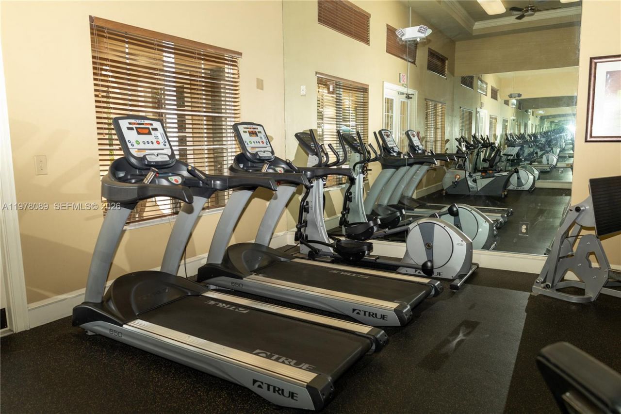 6386 Emerald Dunes Dr , Unit 102, West Palm Beach, FL 33411 Photo