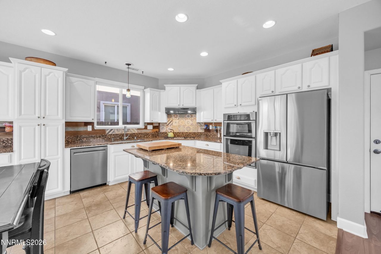 2085 Black Sand Drive, Reno, NV 89521 Photo