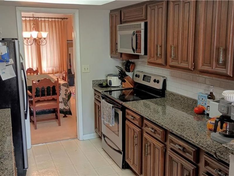 7648 E Von Dette Circle, Washington Township, OH 45459 Photo 6