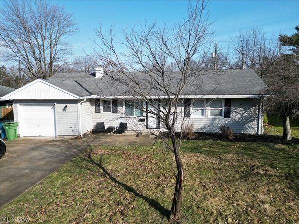 9272 W Ridgewood Drive , Parma Heights, OH 44130