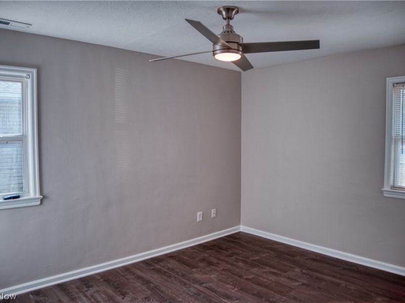 9272 W Ridgewood Drive, Parma Heights, OH 44130 Photo 10