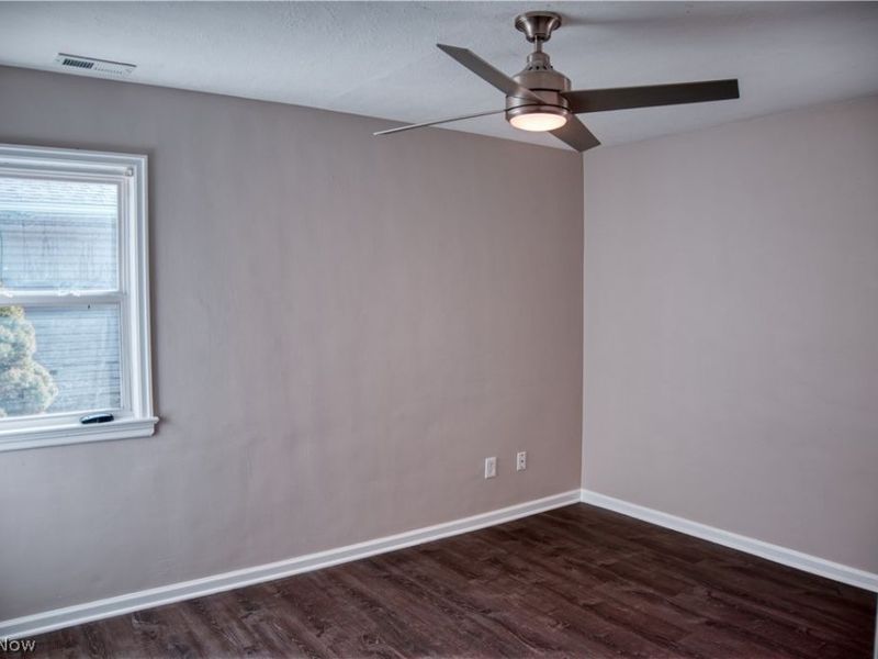 9272 W Ridgewood Drive, Parma Heights, OH 44130 Photo 11