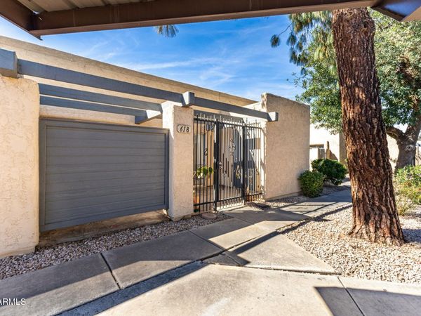 618 S ALLRED Drive, Tempe, AZ 85288