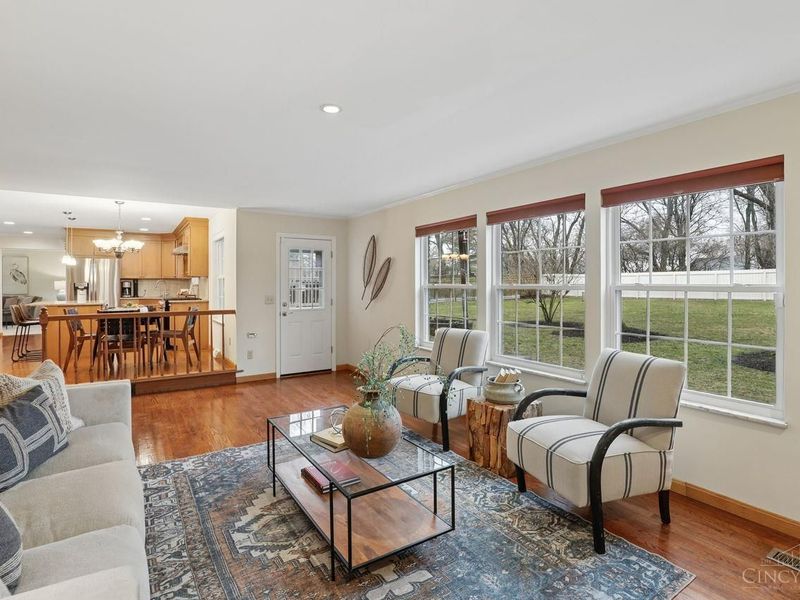 8165 Millview Drive, Sycamore Township, OH 45249 Photo 8