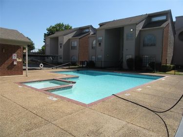 9747 Whitehurst Drive, Unit 68, Dallas, TX 75243