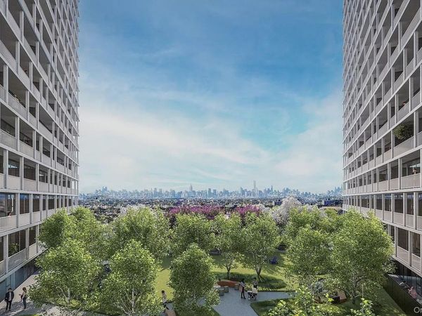 131-02B 40TH Road, Unit 9O, Flushing, NY 11354