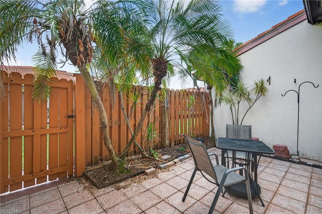 1414 Park Shore Cir , Unit 2, Fort Myers, FL 33901 Photo