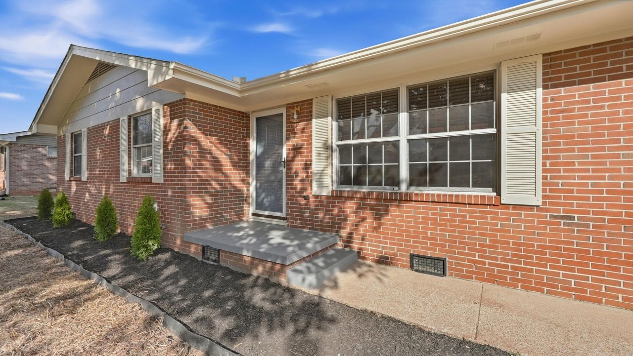 103 Waverly Drive, Rossville, GA 30741 Main Photo