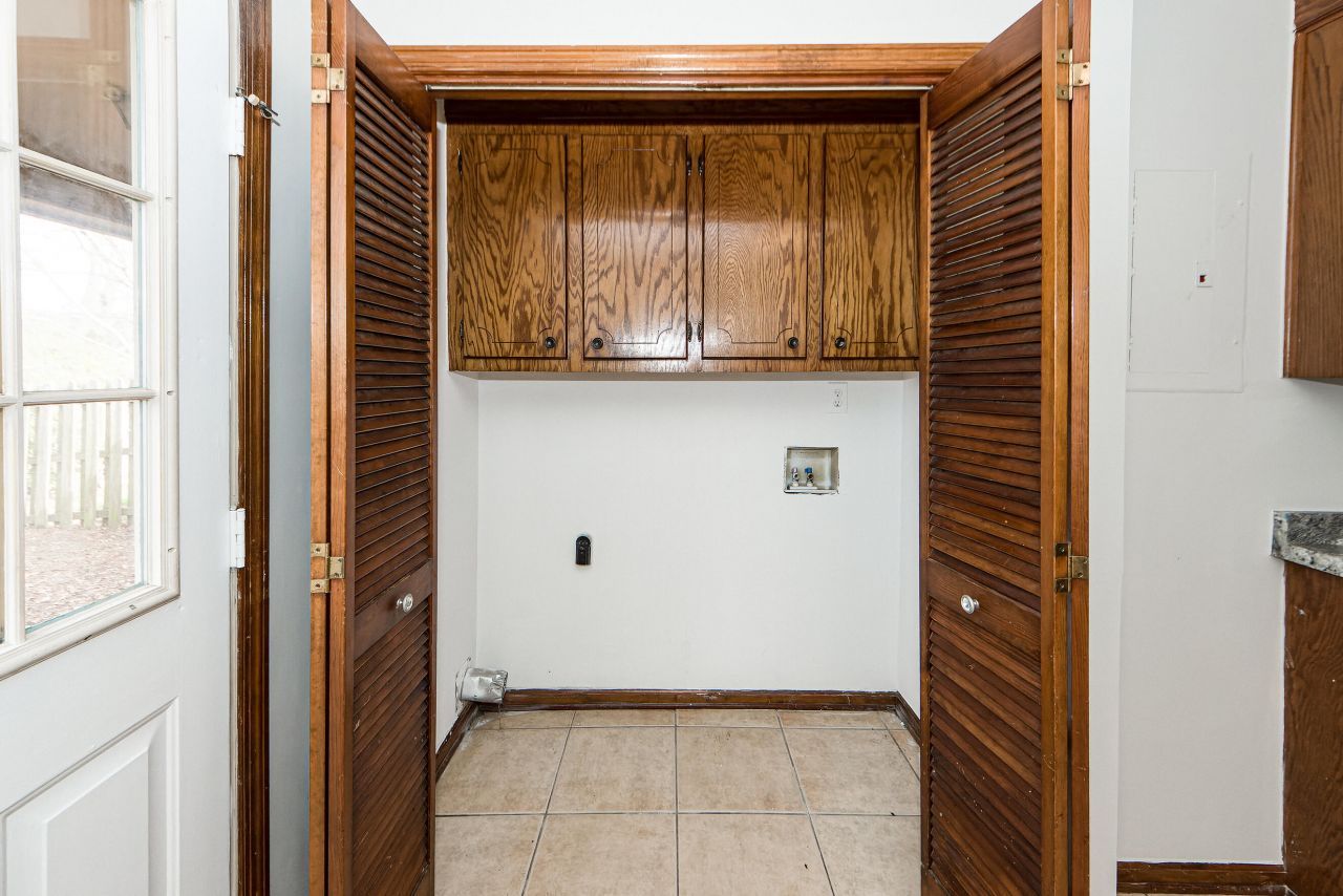 7620 Valleyview Circle Photo 11