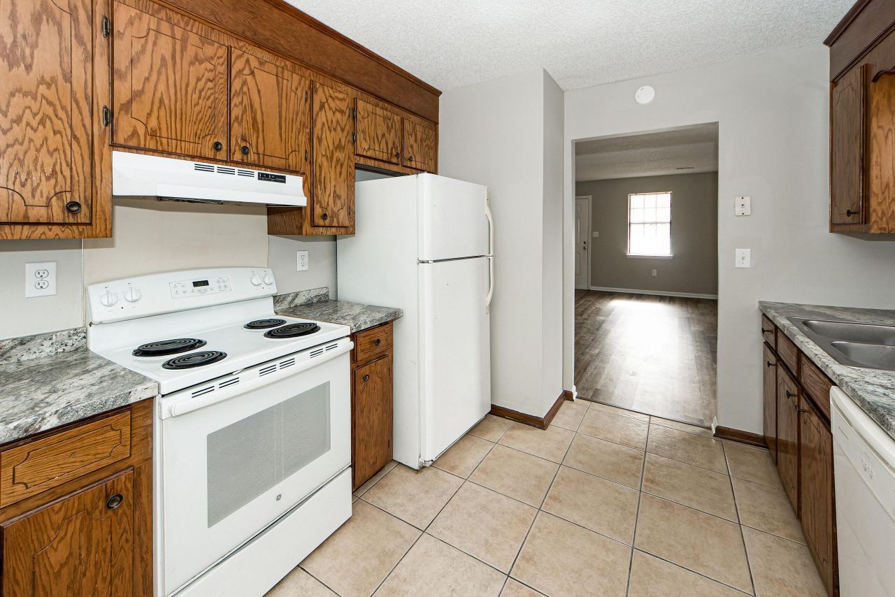 7620 Valleyview Circle Photo 13