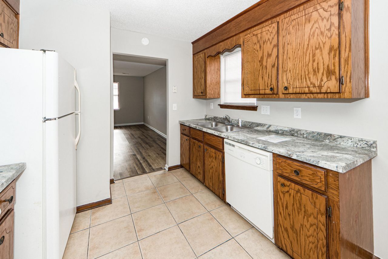 7620 Valleyview Circle Photo 14