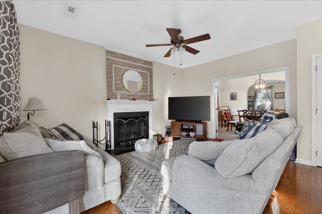 4803 E Red Maple Circle Photo 12