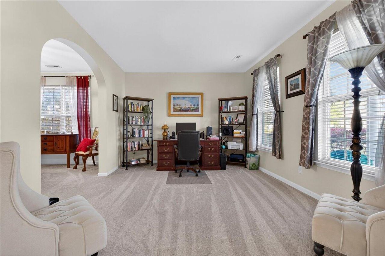 4803 E Red Maple Circle Photo 7