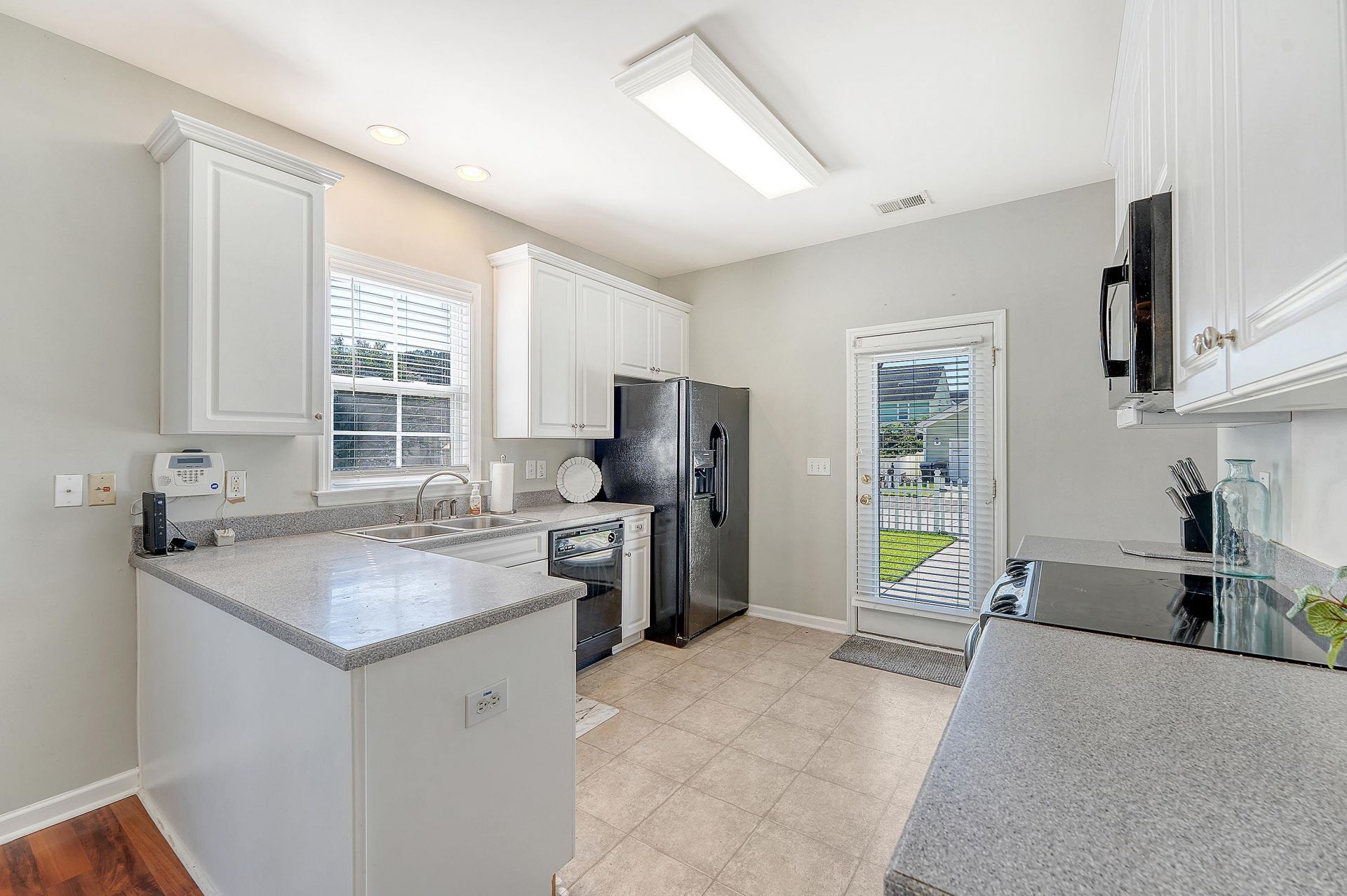 111 Foxglove Avenue Photo 15