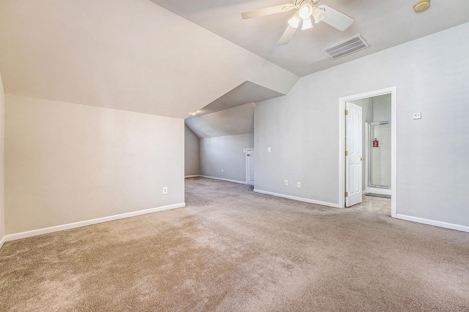 111 Foxglove Avenue Photo 22